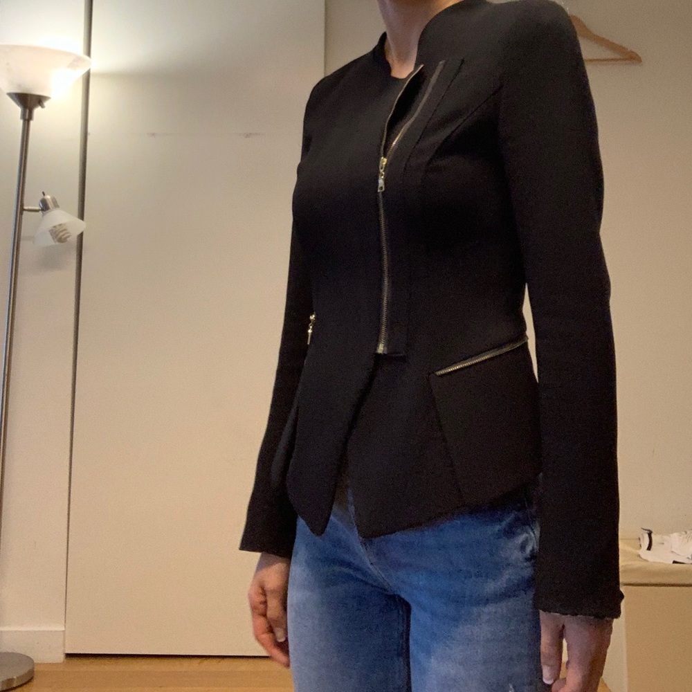 Zip Pocket Cutaway Blazer